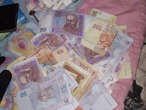 Поліція затримала іноземців, які пограбували ювелірний магазин у Борисполі (ФОТО)