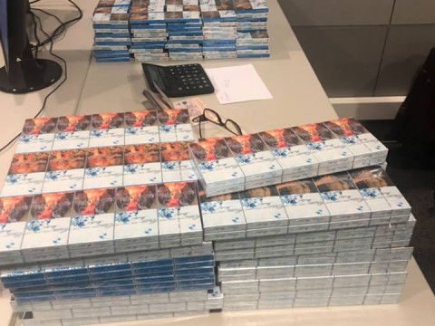 У "Борисполі" п’ятеро іноземців намагалися незаконно перевезти велику партію цигарок