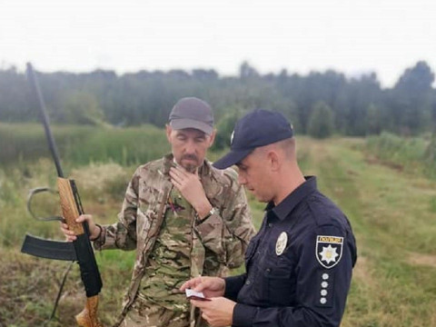 Поліцейські Вишгородщини проводять профілактичні роботи з мисливцями