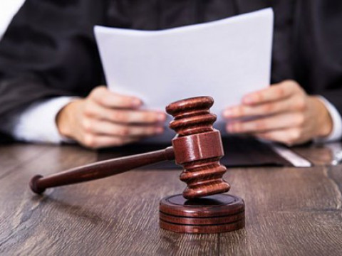 У Борисполі за побиття поліцейського чоловіку присудили 2 роки