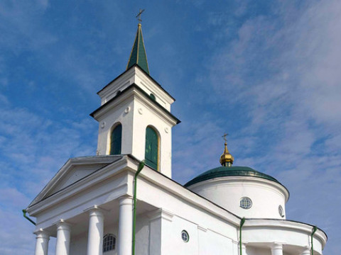 У Богуславі блискавка підпалила купол церкви