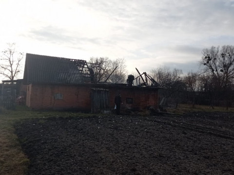 На Вишгородщині чоловік заради помсти підпалив сарай сусідки