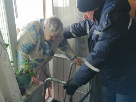 Під час пожежі в броварській багатоповерхівці вогнеборці евакуювали 24 особи (ФОТО, ВІДЕО)