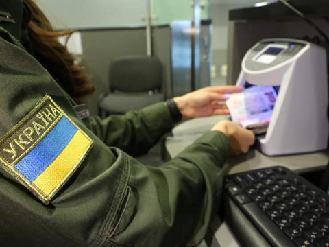 У "Борисполі" сім`ю іноземців повернули зворотнім рейсом до Ірану