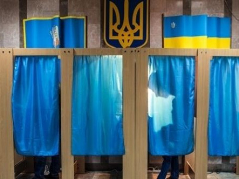 На Київщині офіційно визнали обраними трьох очільників міськрад