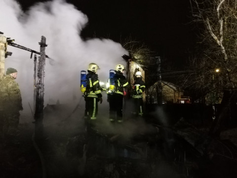 За добу на Київщині від вогню троє людей загинуло та одна постраждала (ФОТО)