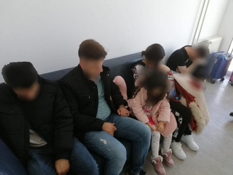 У "Борисполі" у двох громадян Іраку та трьох Ірану виявили підробні документу
