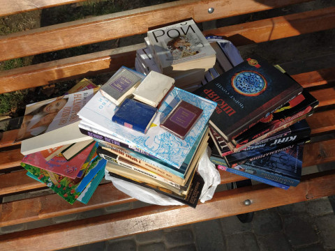 Фастівська молодіжна рада зібрала книги для міської бібліотеки