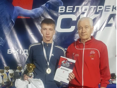Юний спортсмен з Броварів виборов срібну нагороду в чемпіонаті України з боксу