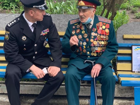 Поліція Київщини привітала героїв-ветеранів із Днем перемоги (ФОТО, ВІДЕО)