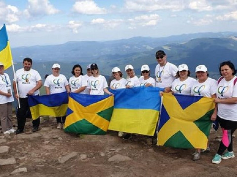 Делегація Фастівської міськради та виконавчого комітету підкорила Говерлу (ФОТО)