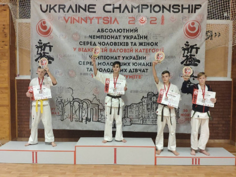 Броварські каратисти привезли нагороди з чемпіонату України