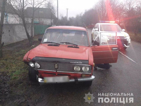 На Богуславщині поліція затримала водія-втікача, який збив скутеристку