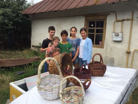 У Києво-Святошинському районі багатодітна родина потребує допомоги (ФОТО)