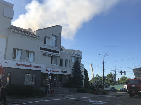 У Білій Церкві спалахнув медичний центр (ФОТО, ВІДЕО)
