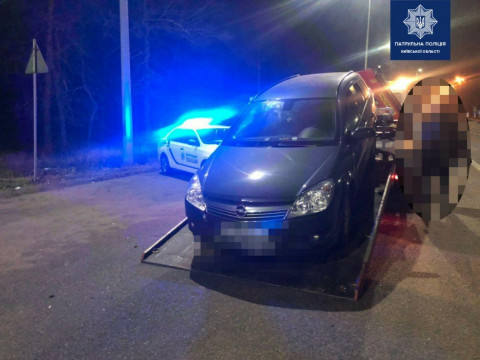 На Київщині працівники зупинили водія, який перебував у стані наркотичного сп’яніння  