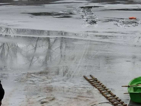 Закінчилося трагічно: на Білоцерківщині двоє дітей пішли під лід