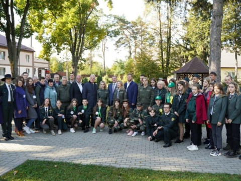 За місяць на Київщині в межах акції "Зростаємо разом" висадили майже 25 тисяч дерев