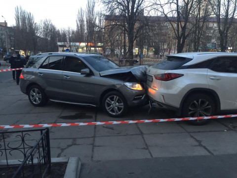 У Броварах водій авто вирішив "дати здачу" іншому водієві, який в нього в’їхав (ФОТО)