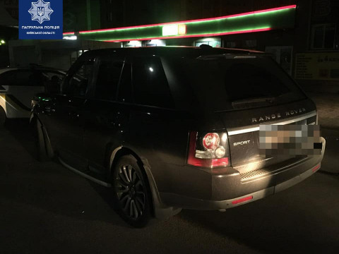 Поліція Київщини зупинила авто, яке розшукає Інтерпол (ФОТО)