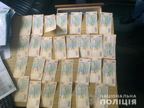 На Бориспільщині чиновник вимагав від підприємця хабар