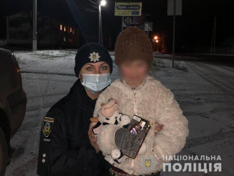 Поліція Київщини розшукала 6-річну дівчинку з Чернігівщини (ФОТО)