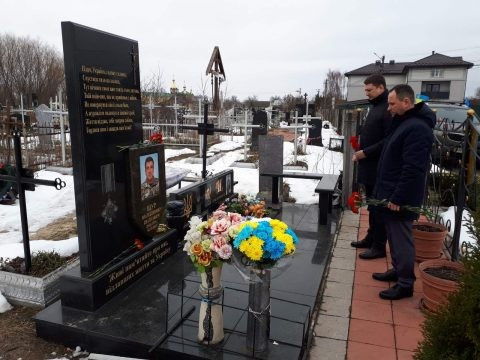 На Київщині відбувся автопробіг на честь загиблого військового Володимира Щура