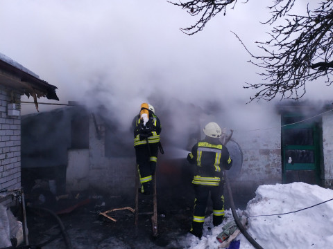В Обухові спалахнув будинок