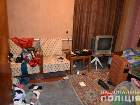  Під Києвом чоловіка побили у його власному будинку 