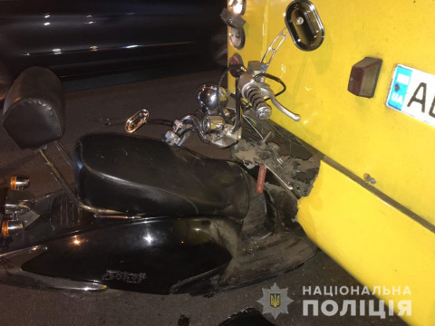 У Броварах скутерист протаранив автобус
