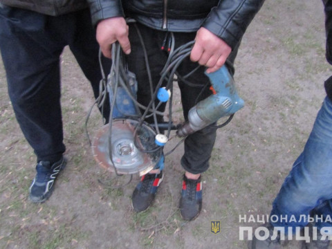 На Васильківщині поліцейські затримали крадія електроінструментів