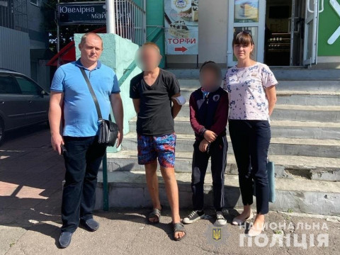 Правоохоронці розшукали втікачів з дитячого будинку аж на Бородянщині