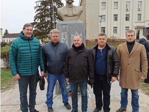 У Згурівці відкрили пам’ятник відомому ідеологу українського націоналізму
