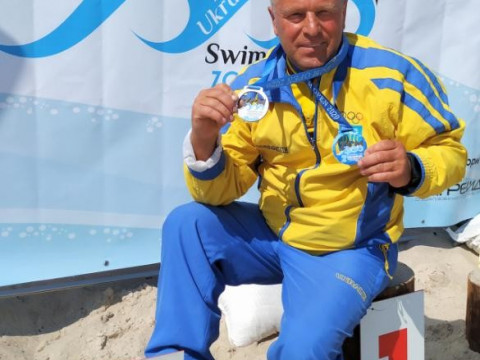 Жителі Узина гідно представили Київщину на змаганнях з плавання