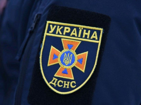 У Броварах із понівеченого авто витягли чоловіка