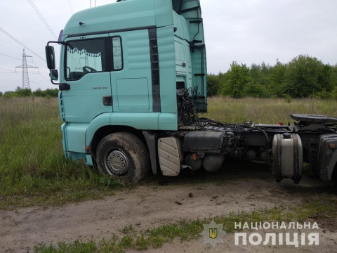 На Макарівщині двоє неповнолітніх вихованців центру соцпідтримки викрали вантажівку (ФОТО)