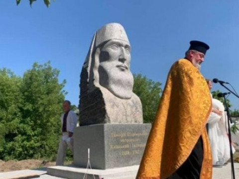 У селі на Обухівщині урочисто відкрили пам’ятник митрополиту Тимофію Щербацькому