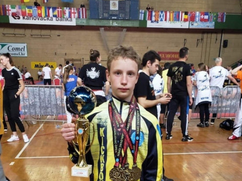 Юний спортсмен із Немішаєвого виборов золото на змаганнях із кікбоксингу в Хорватії