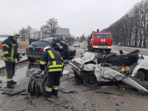 У ДТП на Обухівщині загинув водій