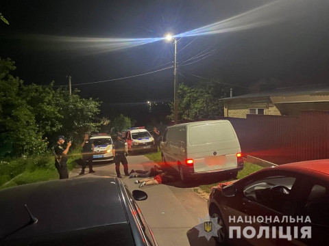 У Василькові двоє знайомих побили чоловіка та вкрали у нього авто