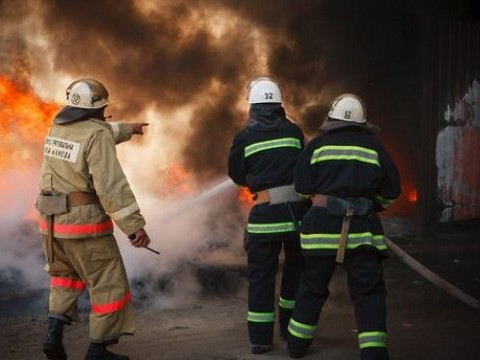 У Тетіївському районі дотла згоріла вантажівка (ФОТО)