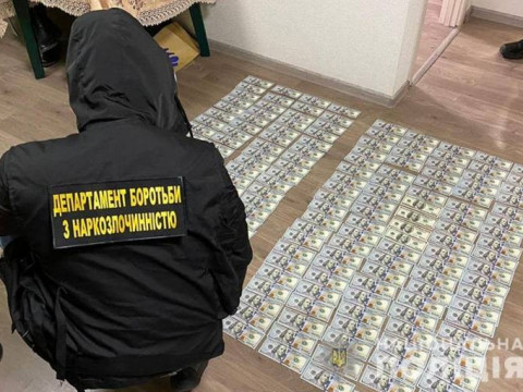 59-річна уродженка Росії організувала на Київщині наркобізнес (ВІДЕО, ФОТО)