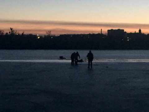 У Миронівці 42-річний чоловік під час рибалки провалився під лід (ВІДЕО)