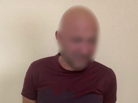 В Ірпені п'яний чоловік тричі вдарив сусіда ножем у живіт