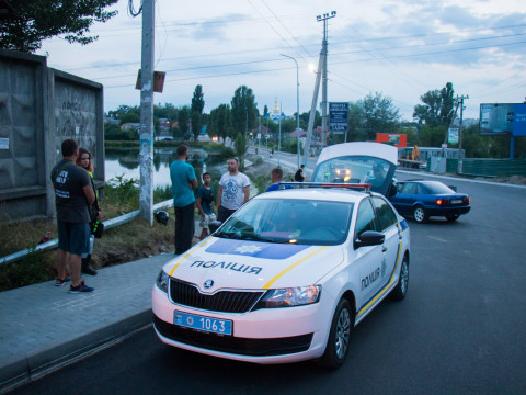 У селі під Києвом автомобіль збив велосипедиста (ФОТО)
