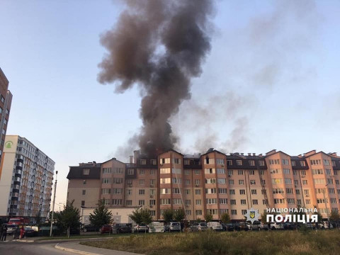 Під Києвом у квартирі сталася пожежа через вибух палива у каміні (ФОТО)