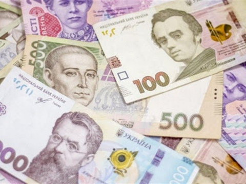 У секретаря міської ради Переяслава у шість разів збільшилася заробітна плата (ФОТО)