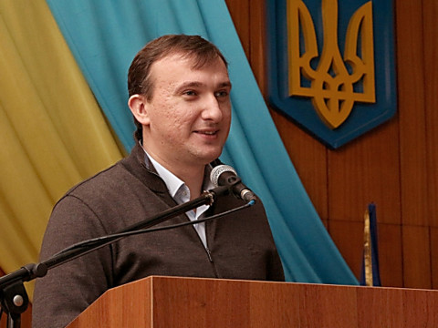 Кандидат у нардепи Карплюк "викинув" на рекламу 250 тис дол (ВІДЕО) 