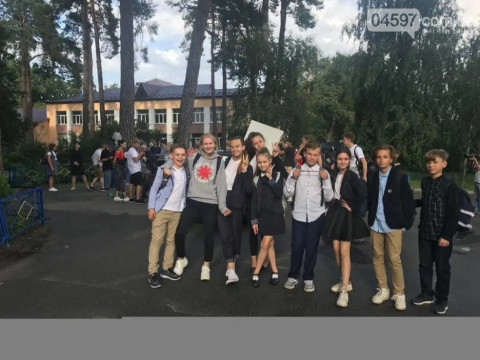У Бучі в школі знімають фільм (ФОТО)