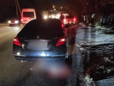 У Броварах літня жінка загинула під колесами двох авто